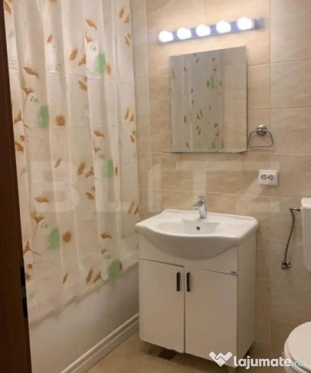 Apartament cu 3 camere \| Etaj 5 \| Lift \| Parcare Cartier - Bistrita (Bistrita-Nasaud)