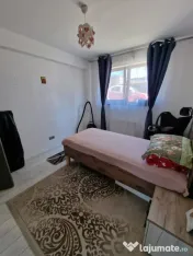 Apartament de vanzare , semidecomandat 58 mp ,3 camere Flore 