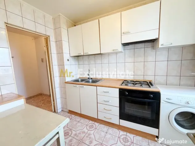 Apartament 3 camere decomandat Trivale - Pitesti (Arges)