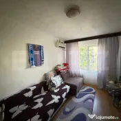 Apartament 2 camere semidecomandat zona Valea Roșie 
