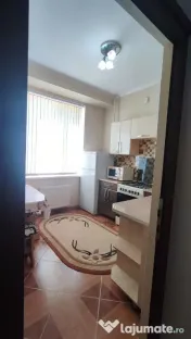 Garsoniera de inchiriat zona Costin Georgian 