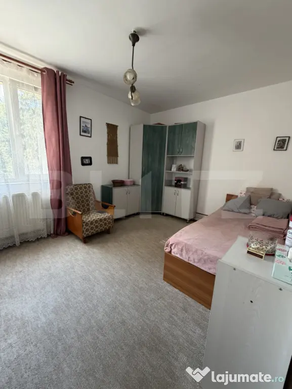 Apartament cu 2 camere, decomandat, la aproximativ 300 de me - Targu Mures (Mures)