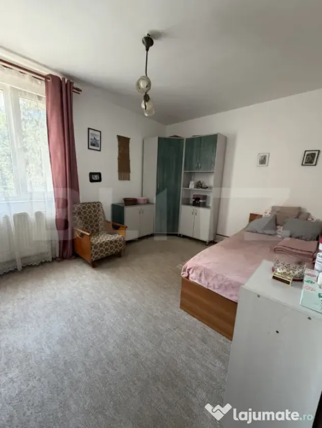 Apartament cu 2 camere, decomandat, la aproximativ 300 de me - Targu Mures (Mures)