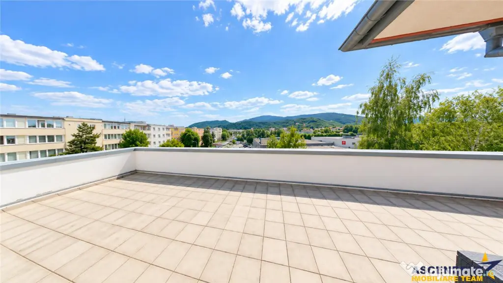 Eleganta la inaltime, Penthouse cu view verde, terasa de 50 - Brasov (Brasov)