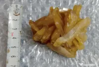 Baritina galbena-portocalie 6 cm. cristale tubulare