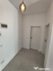 Garsoniera moderna la etajul 1 cu boxa depozitare si parcare 