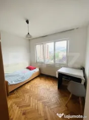 Apartament decomandat cu 4 camere, în Mănăștur 