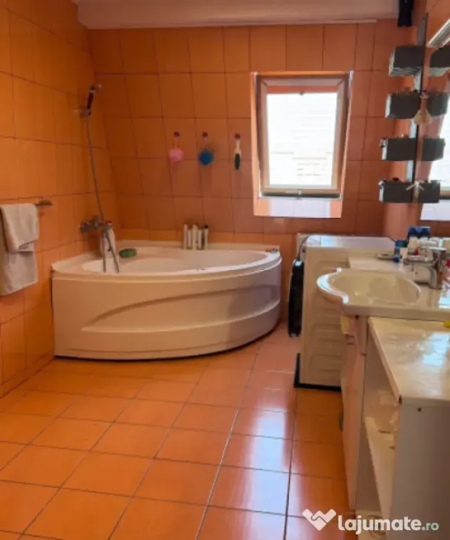 Apartament 88 mp Utili, Renovat Parcare CF | Muzeul Apei | F - Floresti (Cluj)