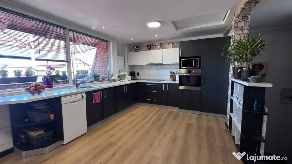 Apartament 88 mp Utili, Renovat Parcare CF | Muzeul Apei | F - Floresti (Cluj)