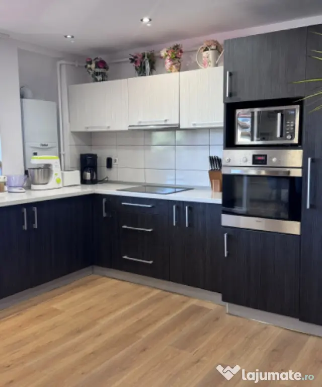 Apartament 88 mp Utili, Renovat Parcare CF | Muzeul Apei | F - Floresti (Cluj)