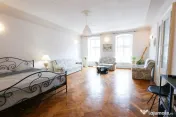 Apartament de inchiriat 3 camere in zona centrala 