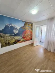Apartament 3 Camere, Semidecomandat, zona Badea Cartan 