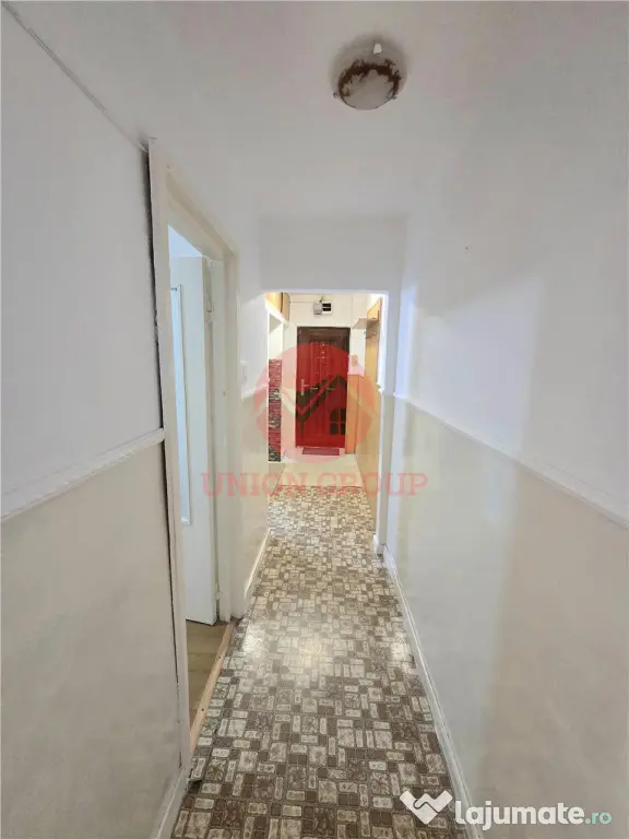 Apartament 3 Camere, Semidecomandat, zona Badea Cartan - Constanta (Constanta)