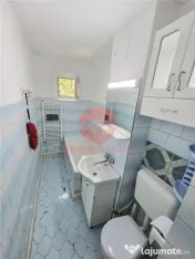 Apartament 3 Camere, Semidecomandat, zona Badea Cartan 