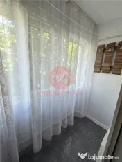 Apartament 3 Camere, Semidecomandat, zona Badea Cartan 