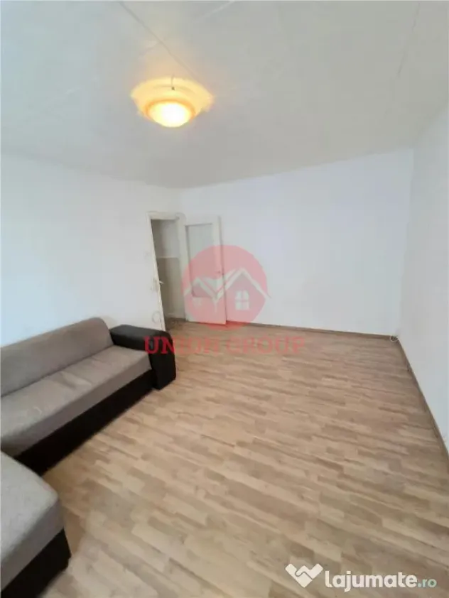 Apartament 3 Camere, Semidecomandat, zona Badea Cartan - Constanta (Constanta)