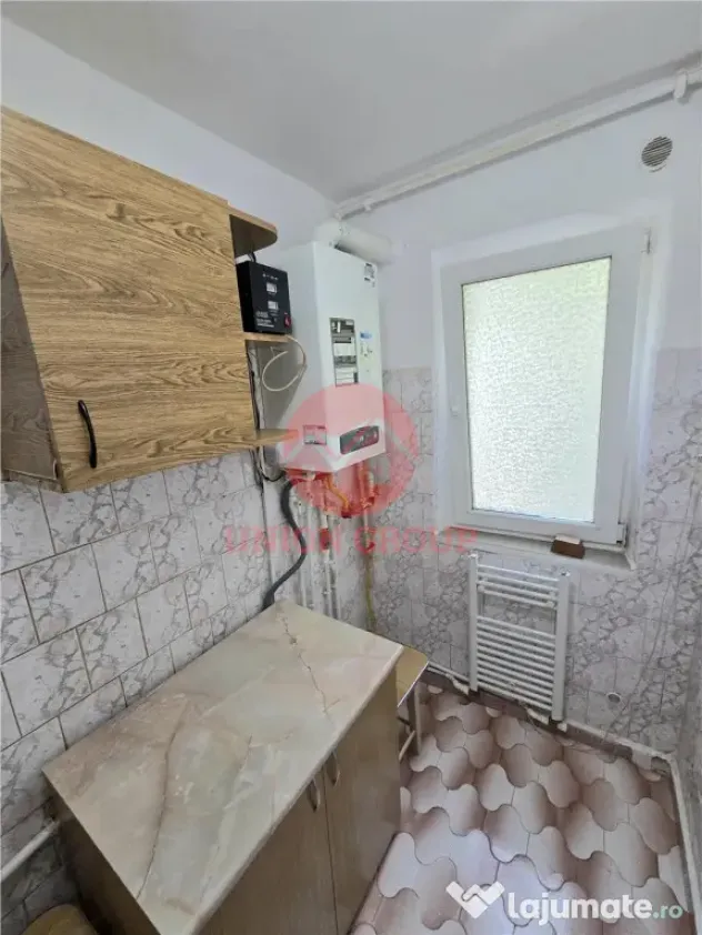 Apartament 3 Camere, Semidecomandat, zona Badea Cartan - Constanta (Constanta)