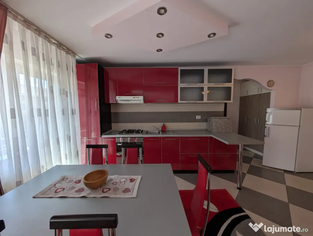 Apartament 2 camere semidecomandat ,zona Eroilor - Floresti (Cluj)