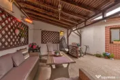 Apartament elegant 170mp, curte proprie și 3 locuri parcare 