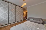 Apartament elegant 170mp, curte proprie și 3 locuri parcare 