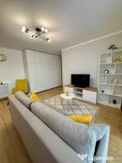 Apartament de vanzare 2 camere 48mp+balcon 8 mp zona Eroilor 