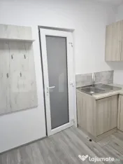 Spatiu comercial, 3 birouri 220 MP , Zona Mall Bistrita 