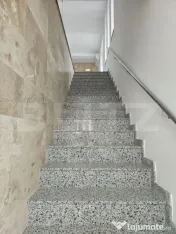 Spatiu comercial, 3 birouri 220 MP , Zona Mall Bistrita 