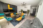 Apartament 3 camere, 60 mp+40 mp gradina, zona Vivo, Florest