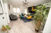 Apartament 3 camere, 60 mp+40 mp gradina, zona Vivo, Florest