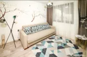 Apartament 3 camere, 60 mp+40 mp gradina, zona Vivo, Florest