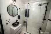 Apartament 3 camere, 60 mp+40 mp gradina, zona Vivo, Florest