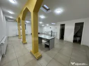 Spatiu birouri, 120 mp, vad auto si vitrina, zona Imparatul 