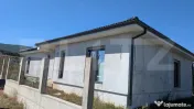 Casa individuala de vanzare in Micesti, partea cu padurea