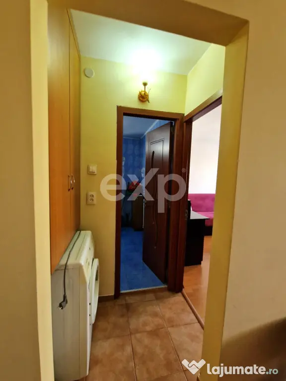 Apartament 3 camere de vânzare –Etaj 2, Micro 12 - Targoviste (Dambovita)