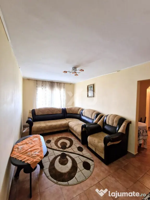Apartament 3 camere de vânzare –Etaj 2, Micro 12 - Targoviste (Dambovita)