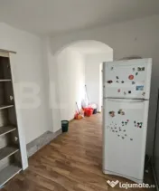 Apartament cu 3 camere spatios 57mp, etaj4, decomandat, Tigl