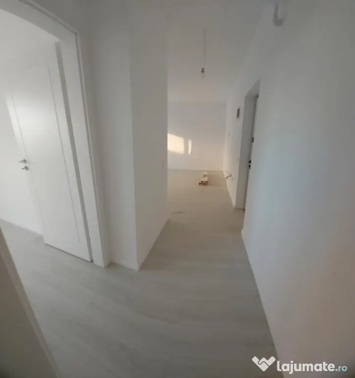 Sos. Alexandriei-2 camere tip studio-70.050 euro - Bragadiru (Bucuresti-Ilfov)