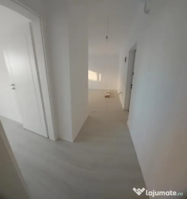 Sos. Alexandriei-2 camere tip studio-70.050 euro - Bragadiru (Bucuresti-Ilfov)