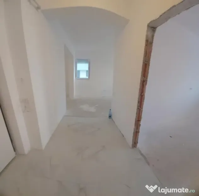 Apartament tip studio-2 camere, bucatarie semi-inchisa-Super locatie - Bragadiru (Bucuresti-Ilfov)