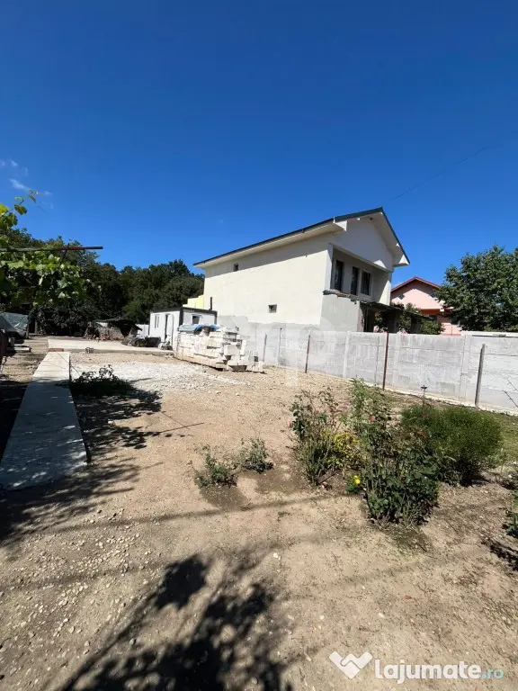 Lot de casa 930 mp in centru utilitati Poiana lui Stanga Giu - Poiana Lui Stanga (Giurgiu)
