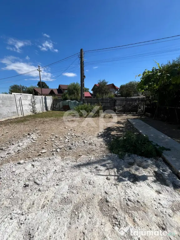 Lot de casa 930 mp in centru utilitati Poiana lui Stanga Giu - Poiana Lui Stanga (Giurgiu)