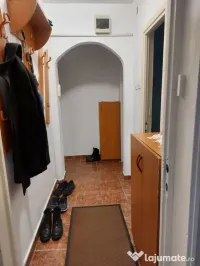 Închiriez apartament 3 camere complet utilat mutare imediată
