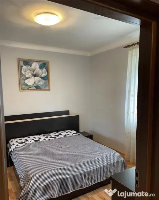 Apartament spatios 2 camere - Tractoru - Brasov (Brasov)