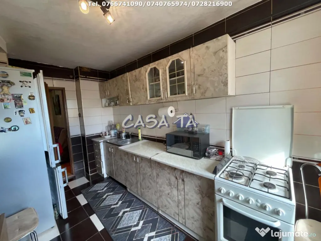 Apartament 4 Camere, Etaj 2, Strada Victoriei - Targu Jiu (Gorj)