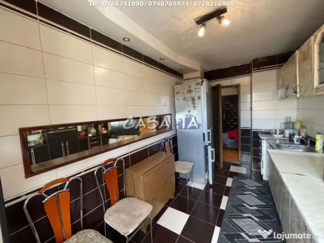Apartament 4 Camere, Etaj 2, Strada Victoriei - Targu Jiu (Gorj)