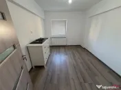 3 camere, etaj 1, renovat complet 2026, zona 2 Stejari - Tri 