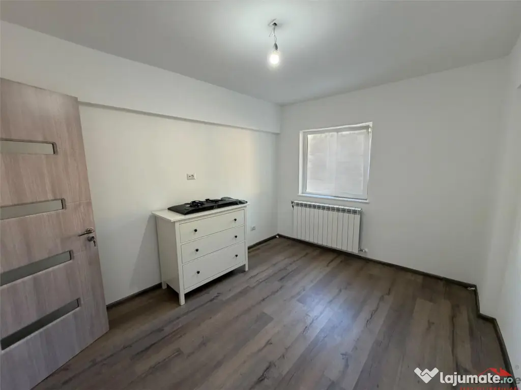 3 camere, etaj 1, renovat complet 2026, zona 2 Stejari - Tri - Focsani (Vrancea)