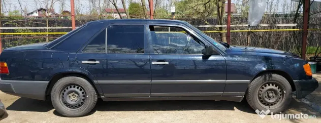 Vand Mercedes W124, masina istorica, stare foarte buna de functionare
