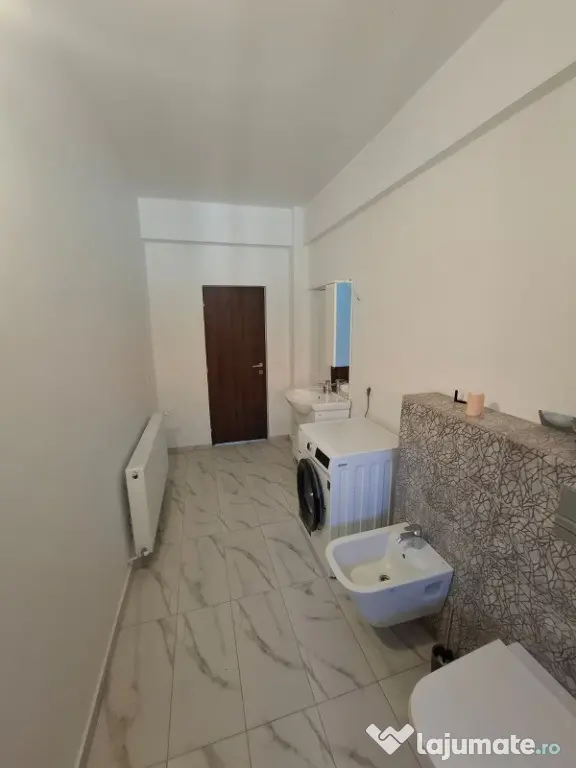 Inchiriez apart 3 camere Boul Rosu ID: RH-45633-property - Arad (Arad)