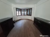 Inchiriez apart 3 camere Boul Rosu ID: RH-45633-property